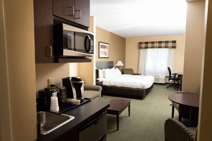 Room 7 of 14